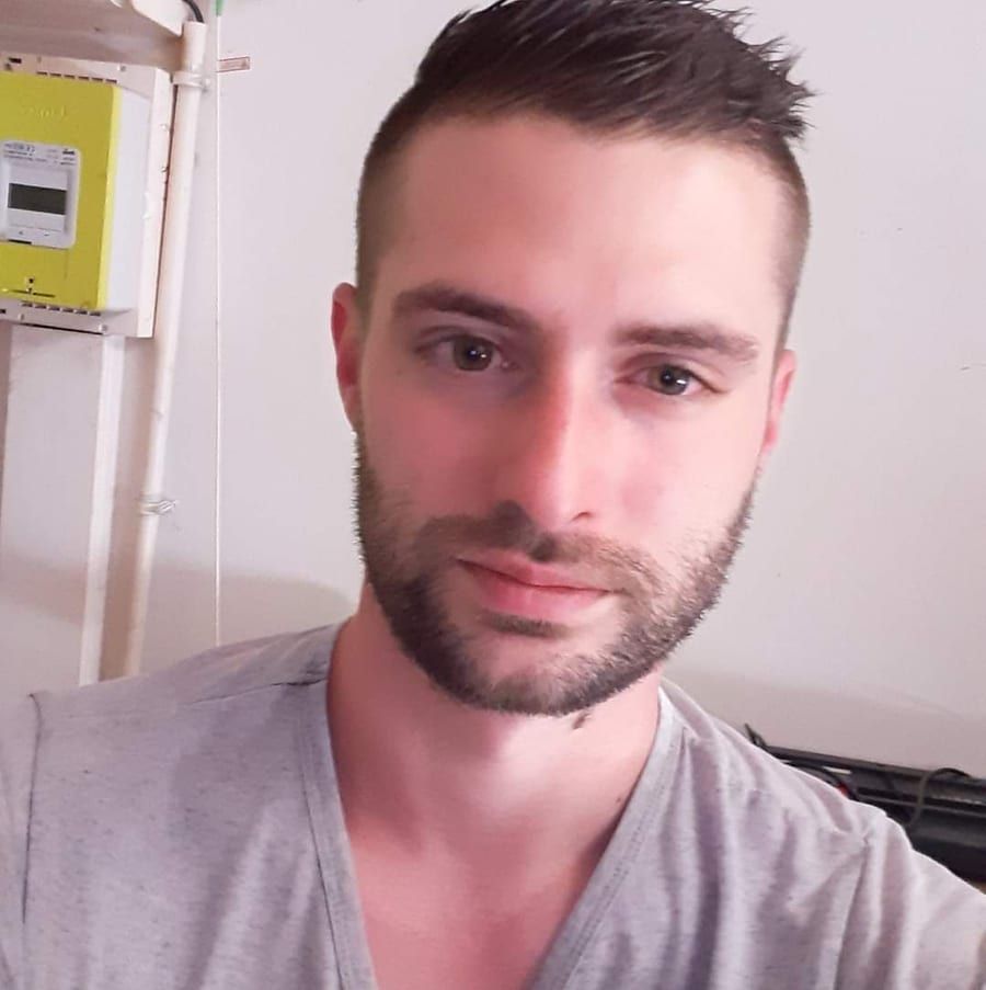 Ichame - Site de rencontre gay à Pully Profil de Ichame, 37 ans, Site de rencontre gay à Pully (Vaud)
