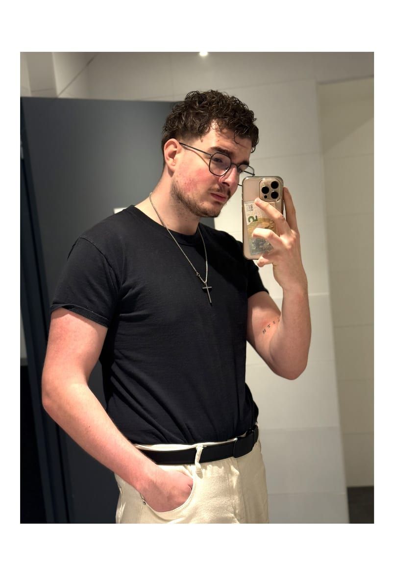 Brahima - Site de rencontre gay à Rona Profil de Brahima, 23 ans, Site de rencontre gay à Rona (Grisons)