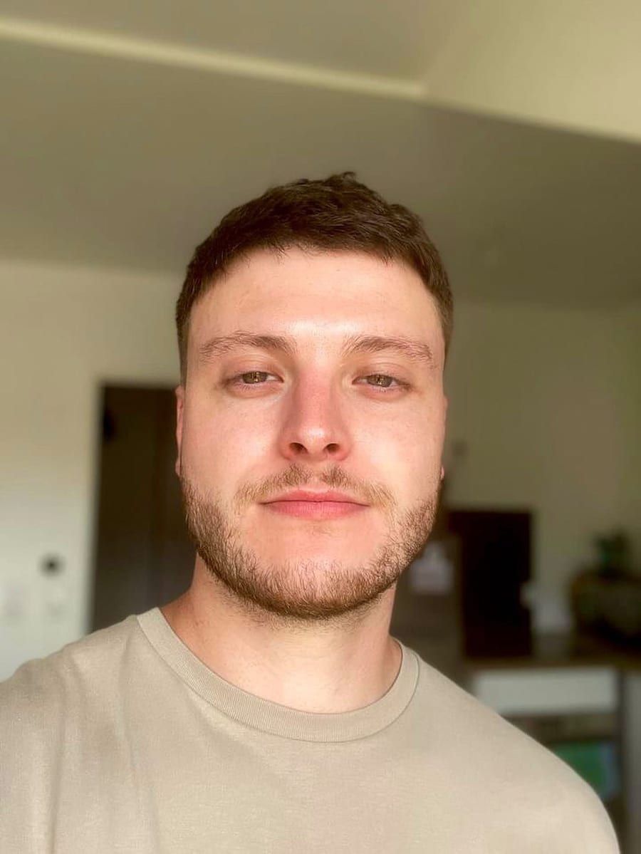 Guiliann - Site de rencontre gay à Bondo Profil de Guiliann, 27 ans, Site de rencontre gay à Bondo (Grisons)