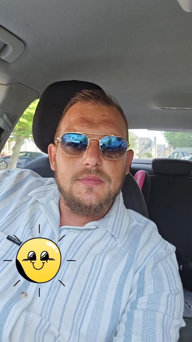 Abdelhamid - Site de rencontre gay à Hellsau Profil de Abdelhamid, 43 ans, Site de rencontre gay à Hellsau (Berne)