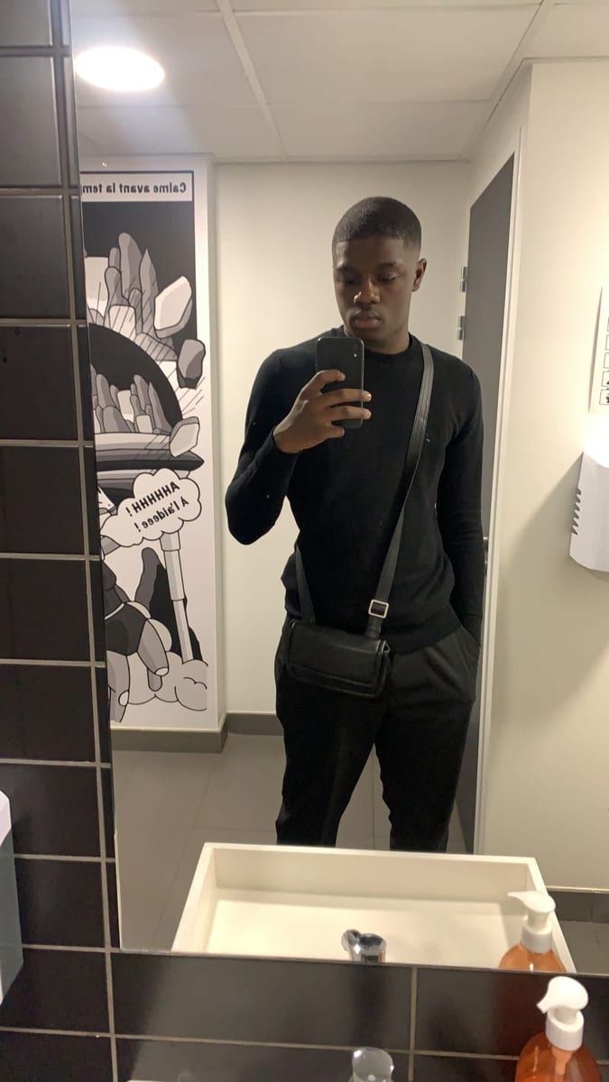Hissam - Site de rencontre gay à Lüen Profil de Hissam, 42 ans, Site de rencontre gay à Lüen (Grisons)