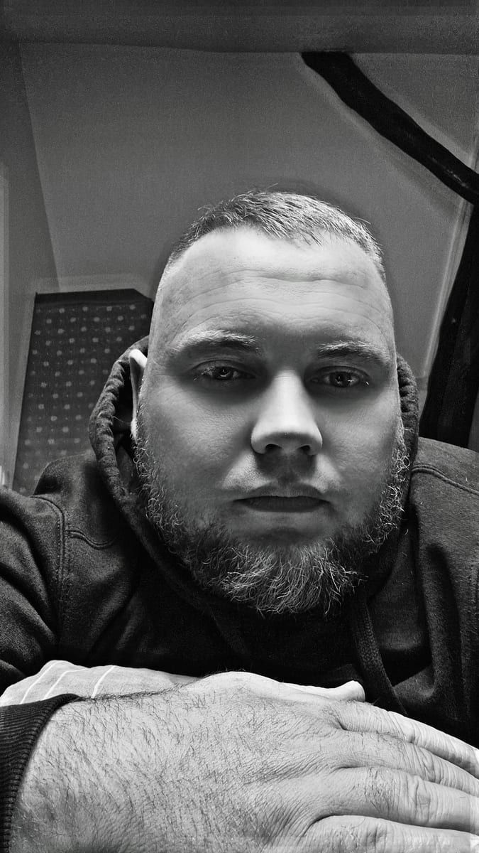 Abdelhaq - Site de rencontre gay à Riom Profil de Abdelhaq, 37 ans, Site de rencontre gay à Riom (Grisons)