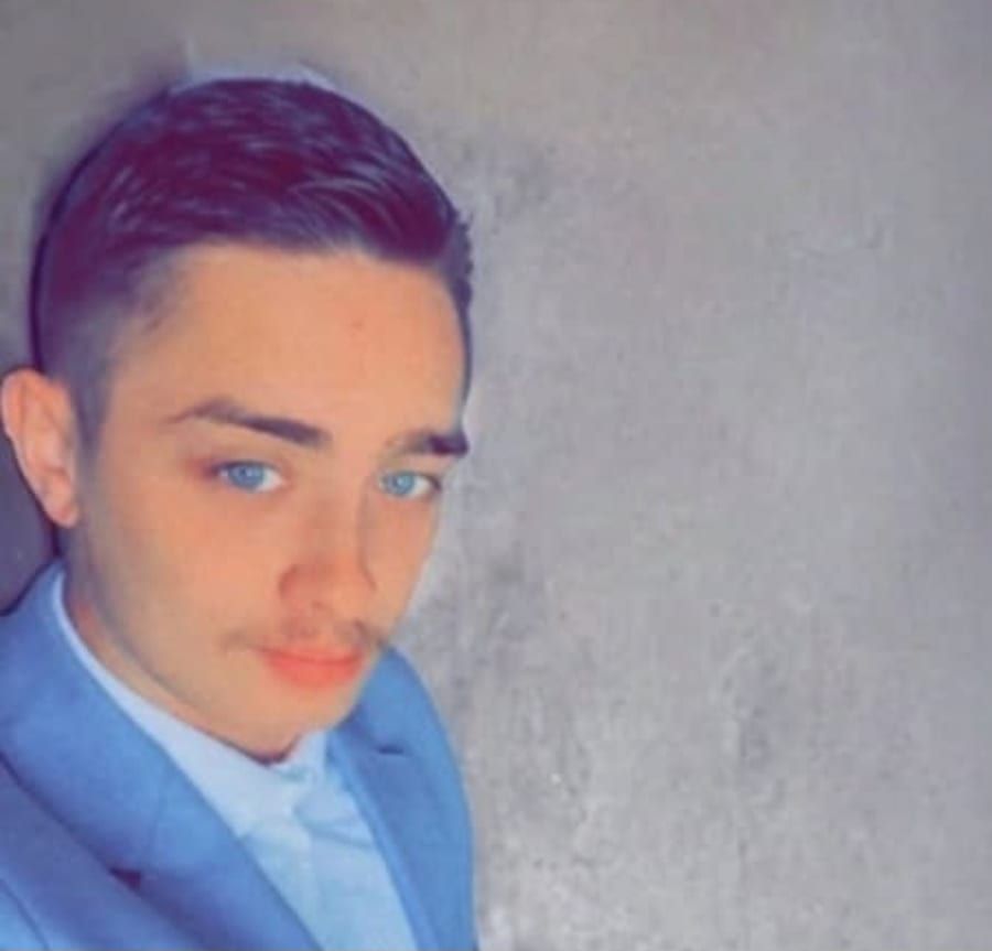 Efisio - Site de rencontre gay à Emmen Profil de Efisio, 37 ans, Site de rencontre gay à Emmen (Lucerne)