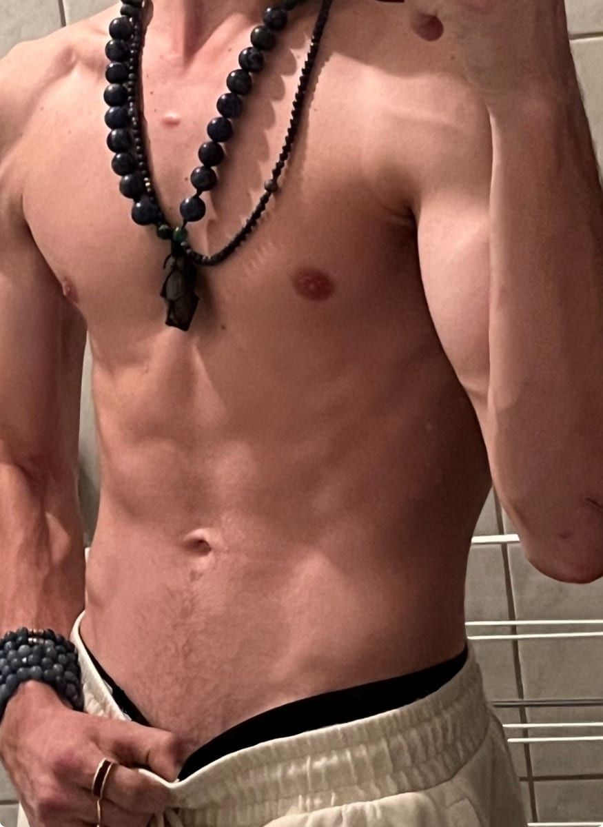 Sedat - Site de rencontre gay à Andiast Profil de Sedat, 39 ans, Site de rencontre gay à Andiast (Grisons)