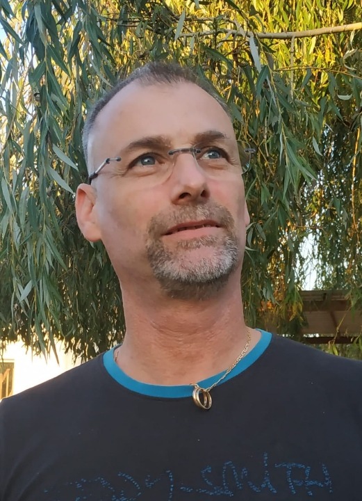 Léonce - Site de rencontre gay à Sarreyer Profil de Léonce, 27 ans, Site de rencontre gay à Sarreyer (Valais)
