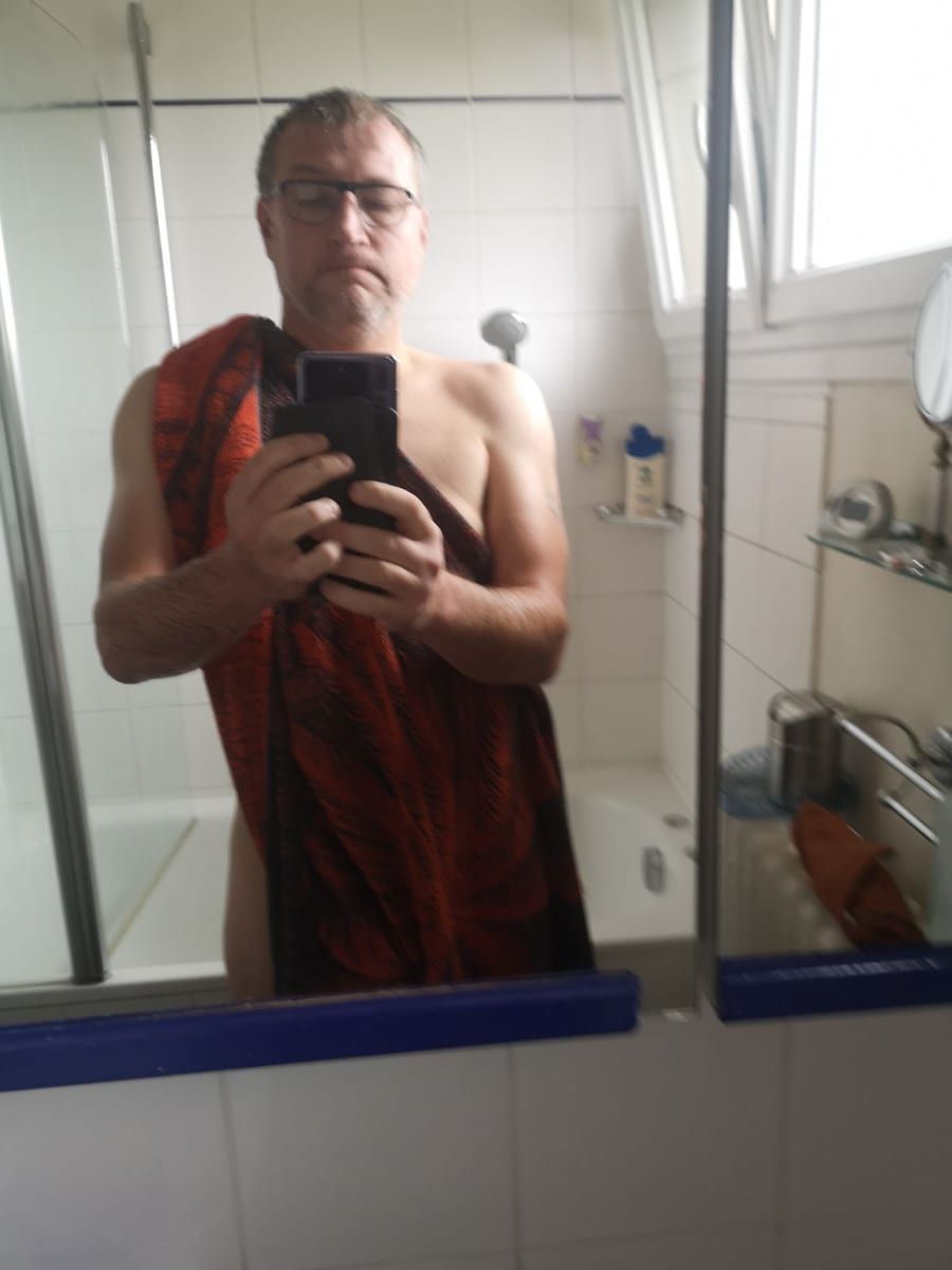 Dov - Site de rencontre gay à Danis Profil de Dov, 39 ans, Site de rencontre gay à Danis (Grisons)