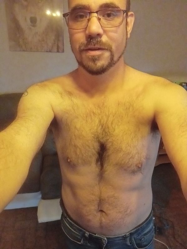 Pierre-denis - Site de rencontre gay à Aran Profil de Pierre-denis, 26 ans, Site de rencontre gay à Aran (Vaud)