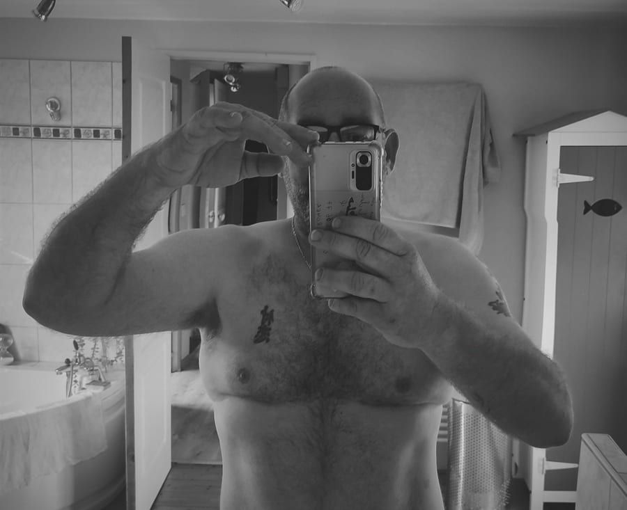 Ousseni - Site de rencontre gay à Danis Profil de Ousseni, 29 ans, Site de rencontre gay à Danis (Grisons)