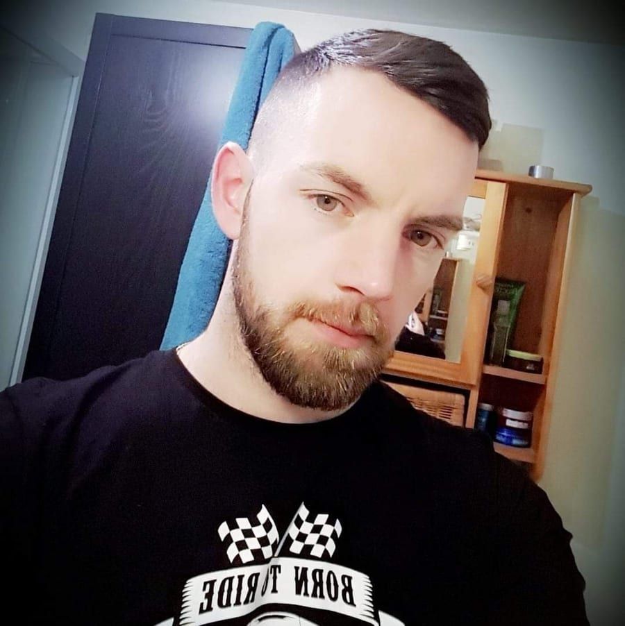 Jonnathan - Site de rencontre gay à Bex Profil de Jonnathan, 27 ans, Site de rencontre gay à Bex (Vaud)