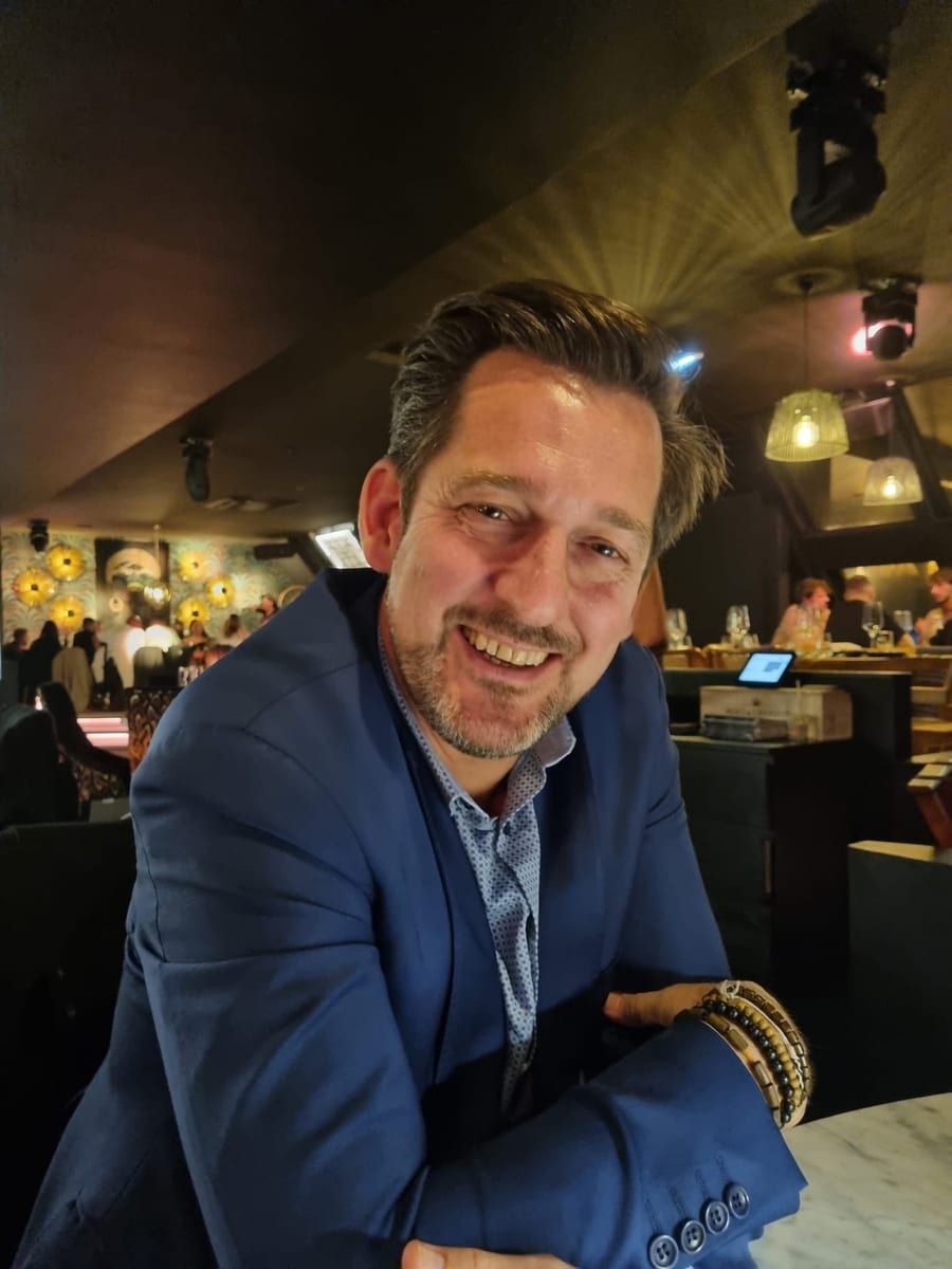 Miel - Site de rencontre gay à Schattenhalb Profil de Miel, 38 ans, Site de rencontre gay à Schattenhalb (Berne)