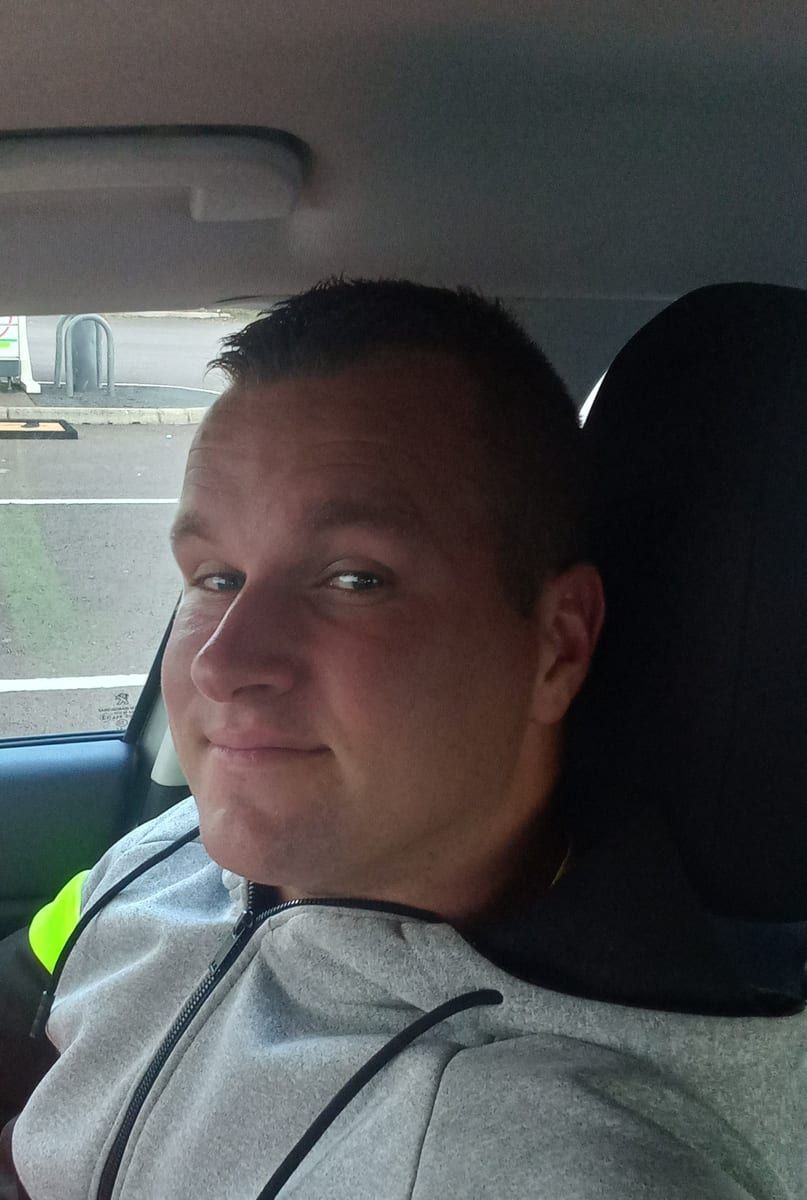 Yves-emmanuel - Site de rencontre gay à Says Profil de Yves-emmanuel, 29 ans, Site de rencontre gay à Says (Grisons)