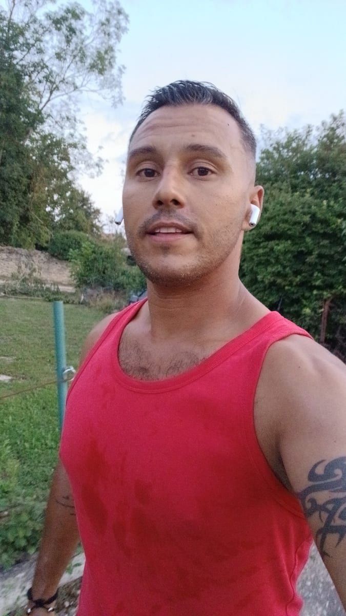 Ismaila - Site de rencontre gay à Portein Profil de Ismaila, 45 ans, Site de rencontre gay à Portein (Grisons)