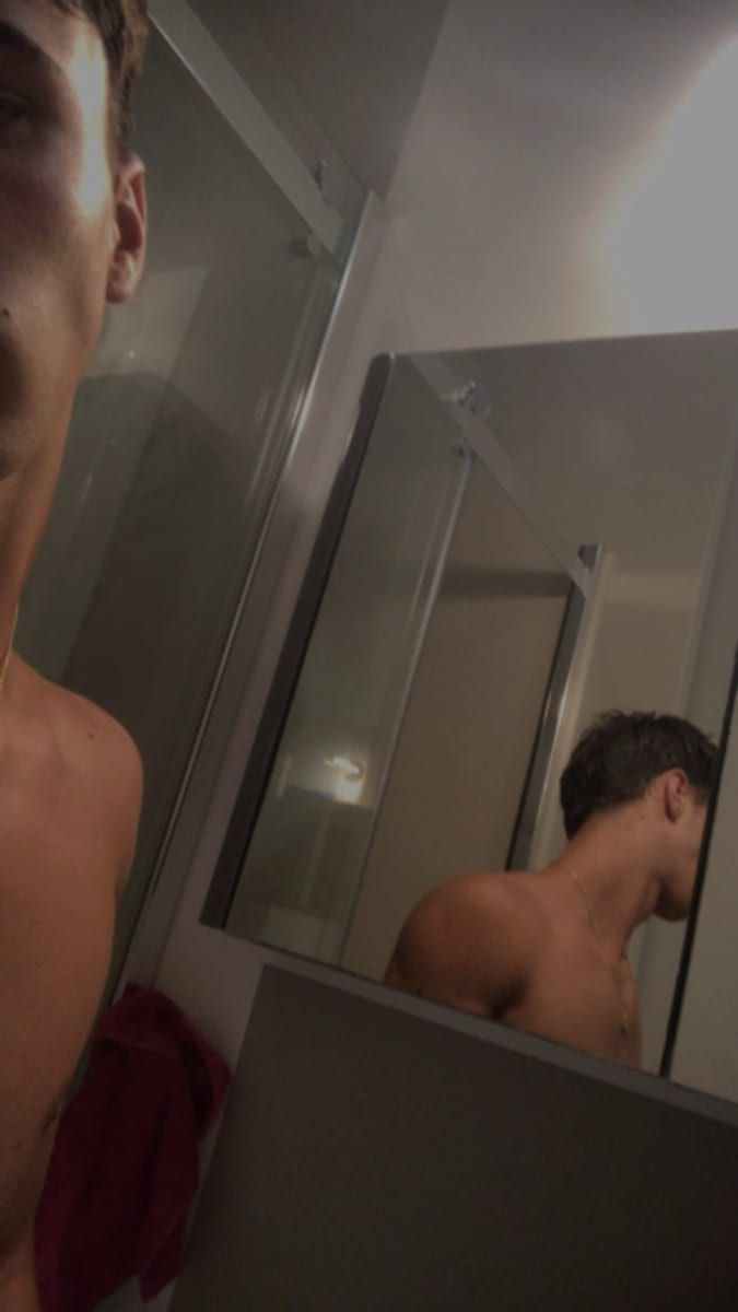Levent - Site de rencontre gay à Boll Profil de Levent, 39 ans, Site de rencontre gay à Boll (Berne)