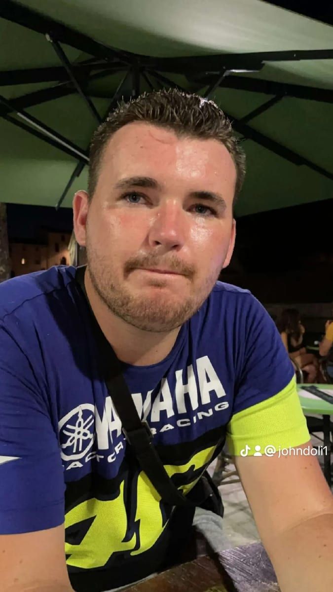 Angelito - Site de rencontre gay à Andiast Profil de Angelito, 32 ans, Site de rencontre gay à Andiast (Grisons)