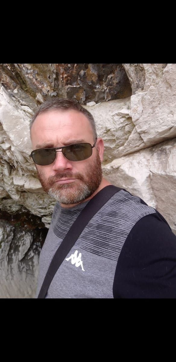 Chretien - Site de rencontre gay à Denges Profil de Chretien, 36 ans, Site de rencontre gay à Denges (Vaud)