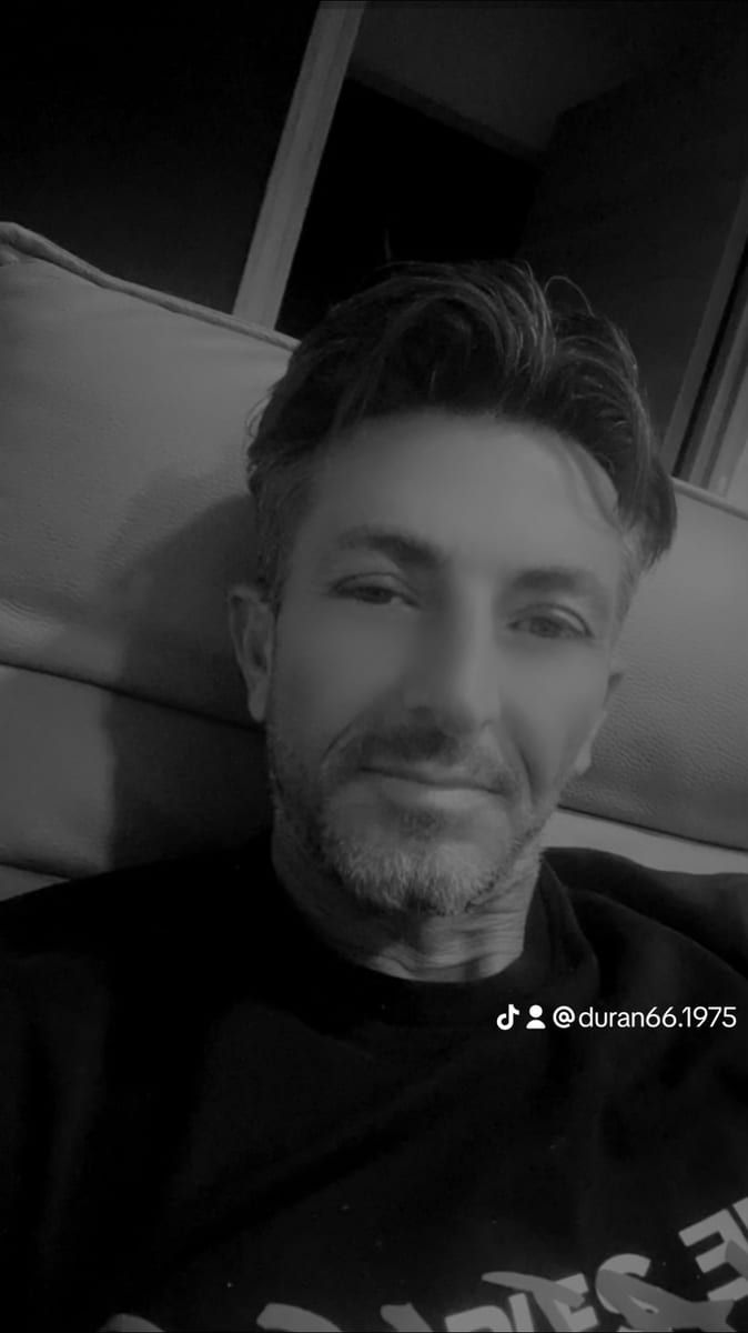 Yohanan - Site de rencontre gay à Andiast Profil de Yohanan, 28 ans, Site de rencontre gay à Andiast (Grisons)