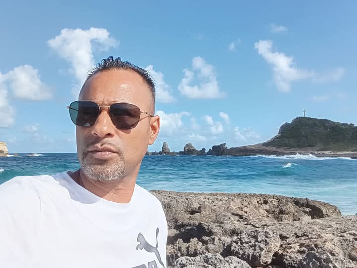 Amauri - Site de rencontre gay à Boudry Profil de Amauri, 41 ans, Site de rencontre gay à Boudry (Neuchâtel)