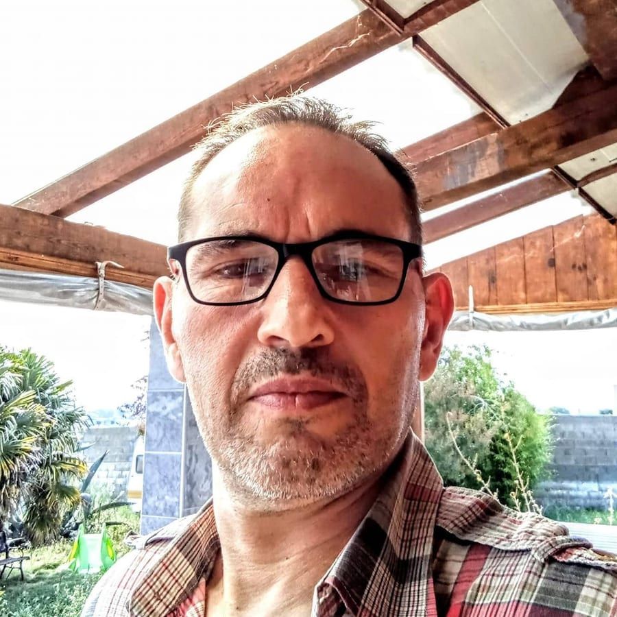 Léonce - Site de rencontre gay à Platta Profil de Léonce, 29 ans, Site de rencontre gay à Platta (Grisons)