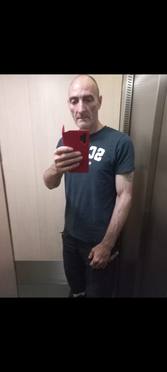 Nigel - Site de rencontre gay à Summaprada Profil de Nigel, 39 ans, Site de rencontre gay à Summaprada (Grisons)