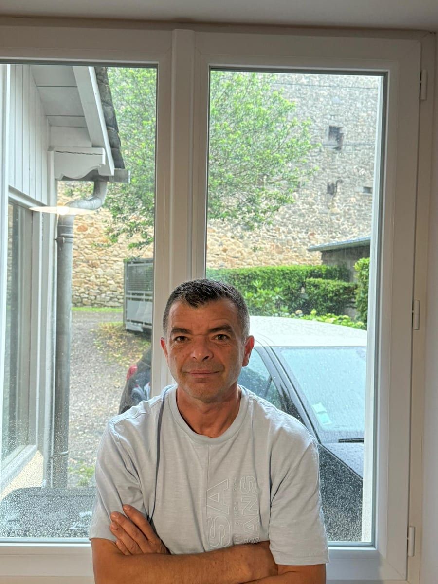 Claude-jean - Site de rencontre gay à Cully Profil de Claude-jean, 34 ans, Site de rencontre gay à Cully (Vaud)
