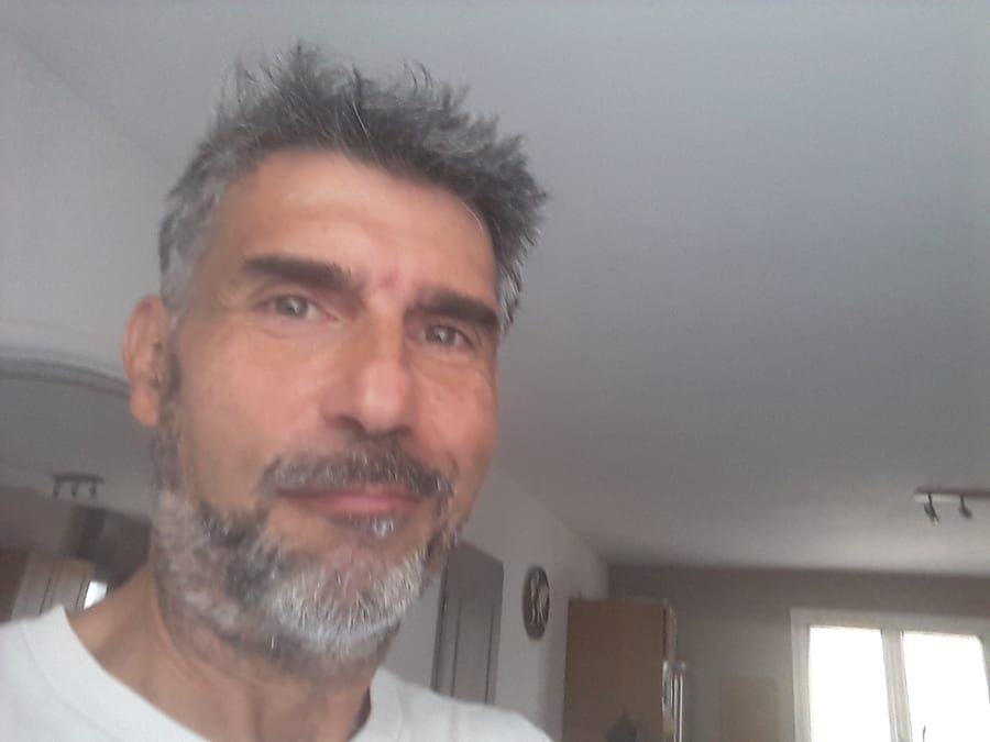 Mevin - Site de rencontre gay à Platta Profil de Mevin, 25 ans, Site de rencontre gay à Platta (Grisons)