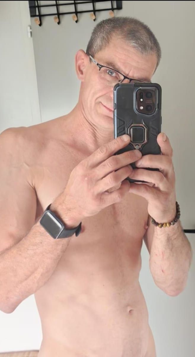Dionis - Site de rencontre gay à Cudrefin Profil de Dionis, 32 ans, Site de rencontre gay à Cudrefin (Vaud)